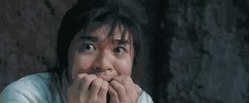 手撕*袜丝**，筷子夹胸，辣眼睛场景难忍受