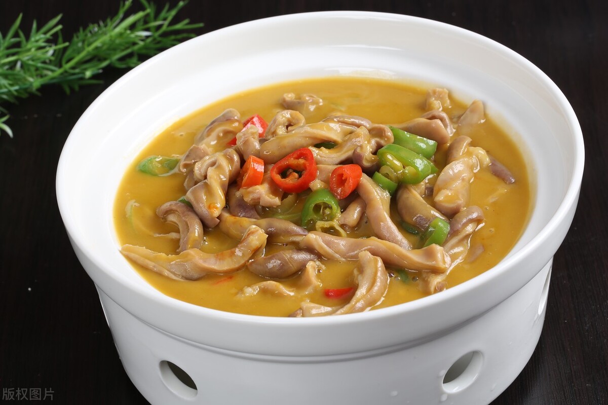 青椒焖猪肚的做法大全家常菜,青椒焖猪肚湘菜做法大全家常