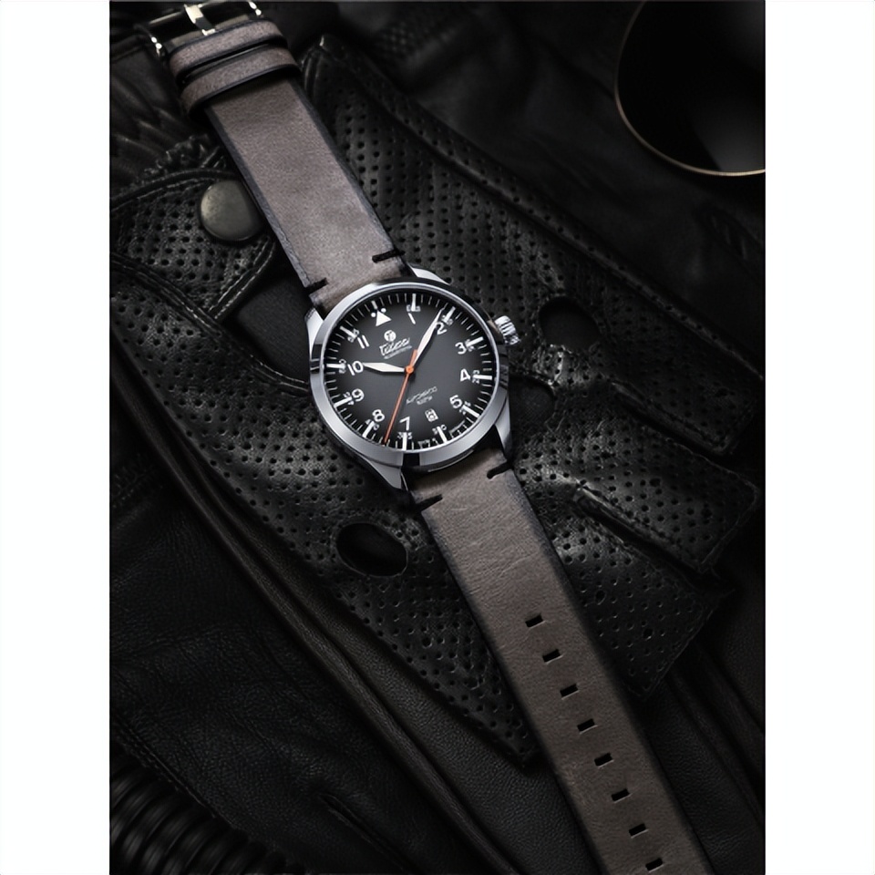 购买智能手表时看中哪些,手表买哪个款最保值又便宜