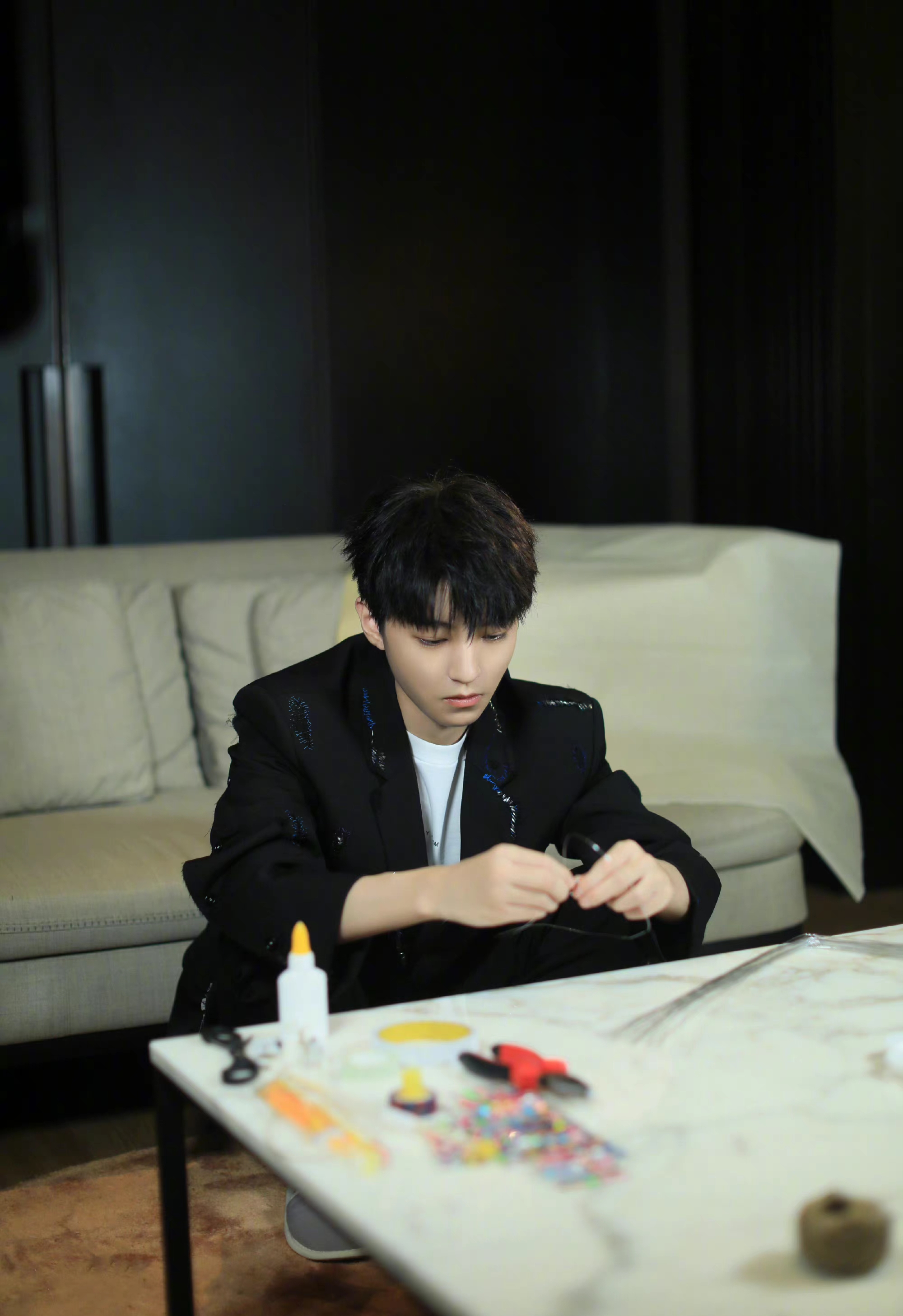 王俊凯中秋之夜幕后花絮,中秋之夜王俊凯在哪个卫视