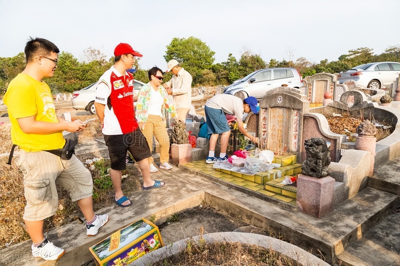 清明节什么时候上坟有什么讲究,清明节上坟有什么讲究几点最好