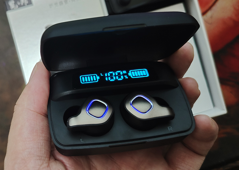 尊享奢华,音感升级,览邦F8FreeBudsPlus耳机,简而不减