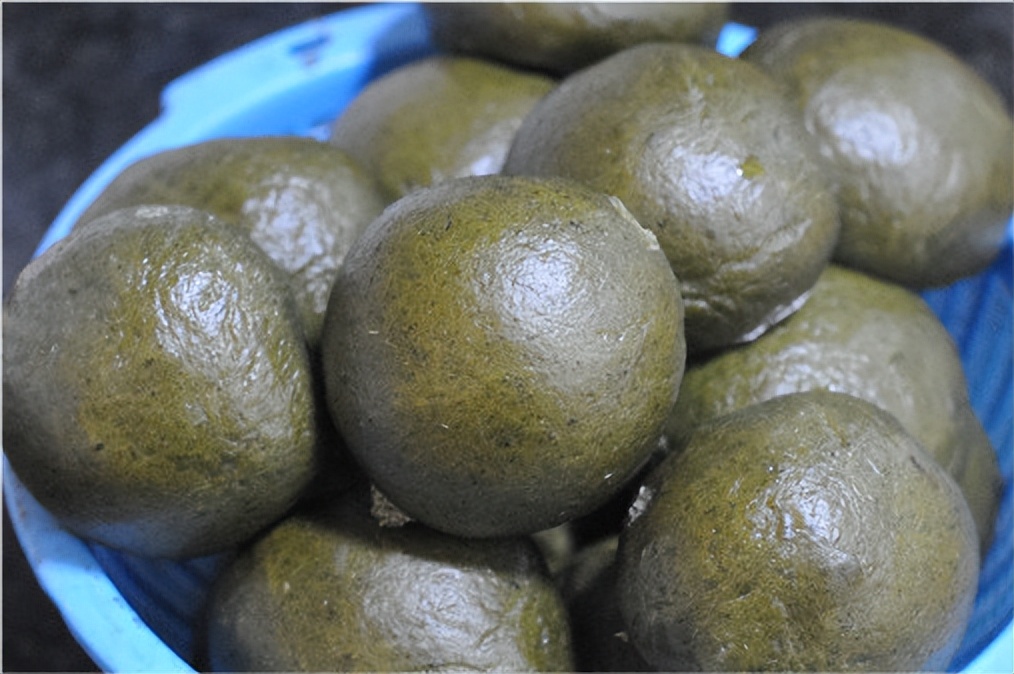 别嫌它味重，却是“大姨妈”的好朋友，清明后鲜嫩上市，抓紧吃