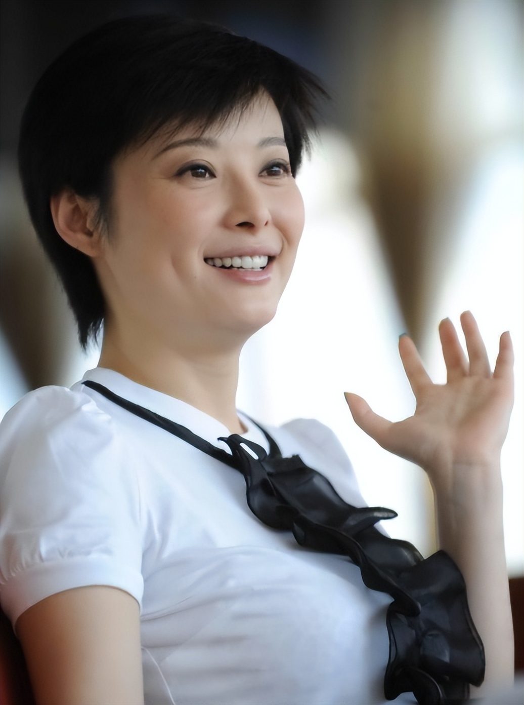 以为是假新闻其实是真新闻,撒贝宁郭京飞郭麒麟