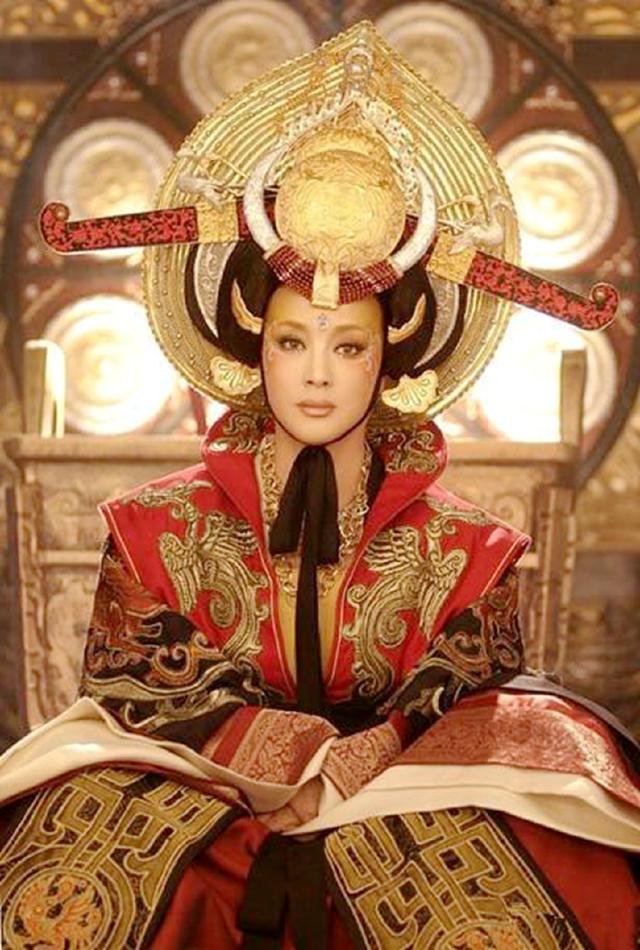 盘点那些发型翻车的搞笑瞬间,女生发型中长发剪发翻车