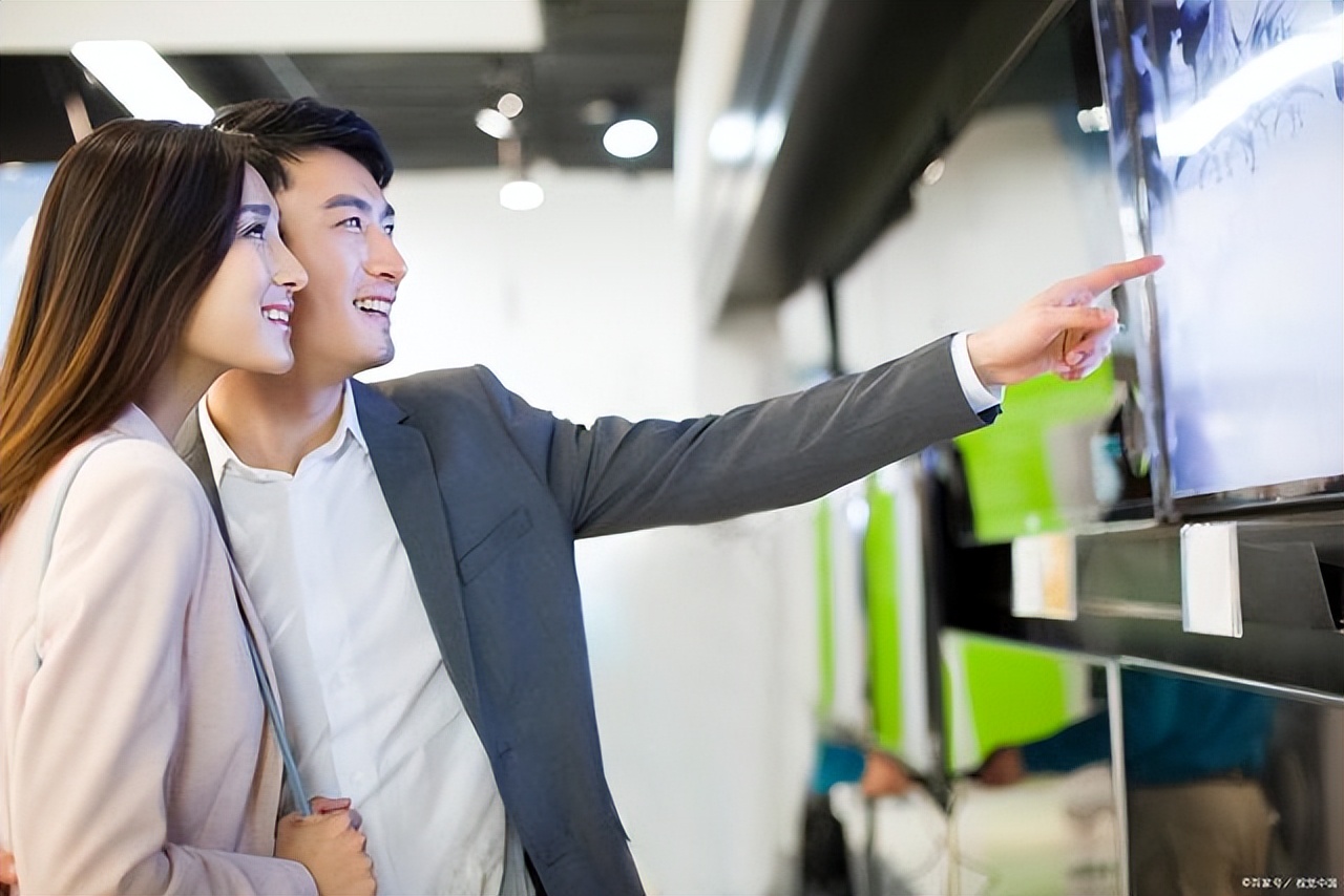 电视怎么选性价比最好的品牌,电视怎么选品牌性价比最高85寸