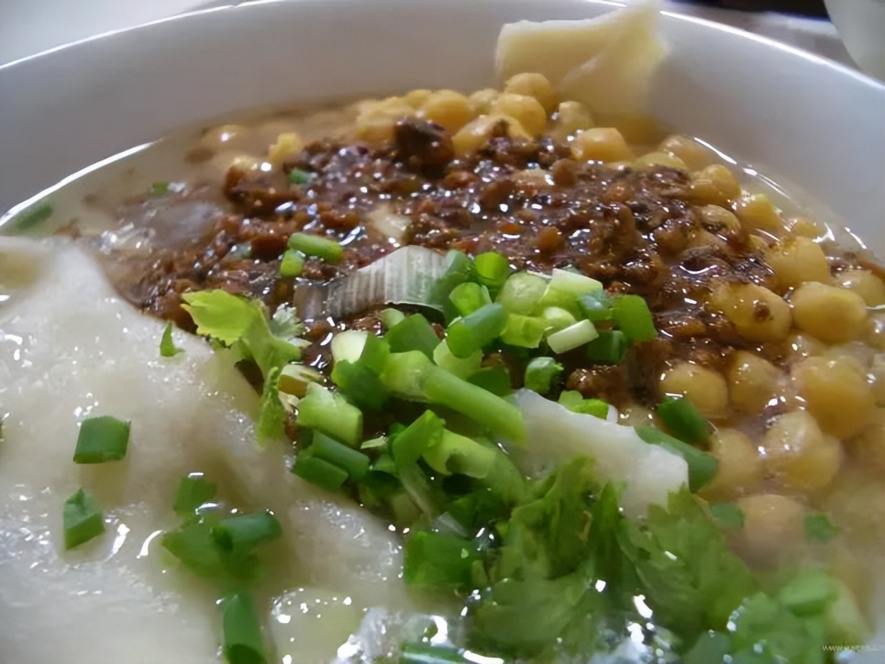 成都到青岛自驾游住宿攻略,成都旅游住宿攻略及费用