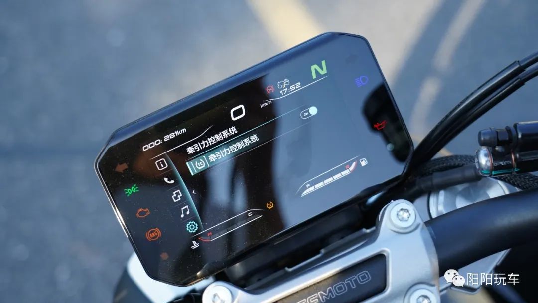 春风nk450街车坐高,国产三万五以内的四缸摩托车