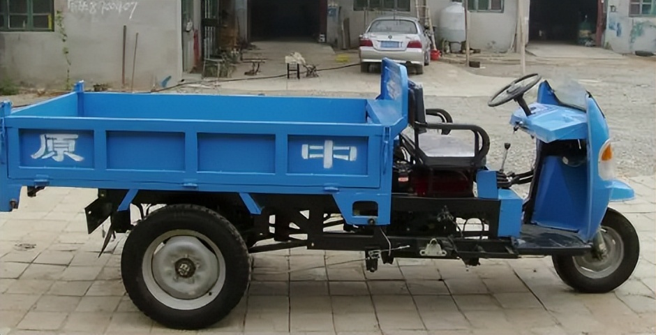 网红giao哥回应酒吧演出被打,网红giao哥现身酒吧捞金十分钟