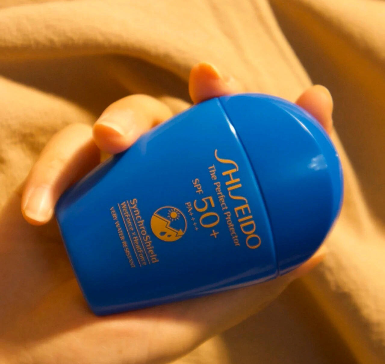 先防晒还是隔离,先防晒还是粉底好用