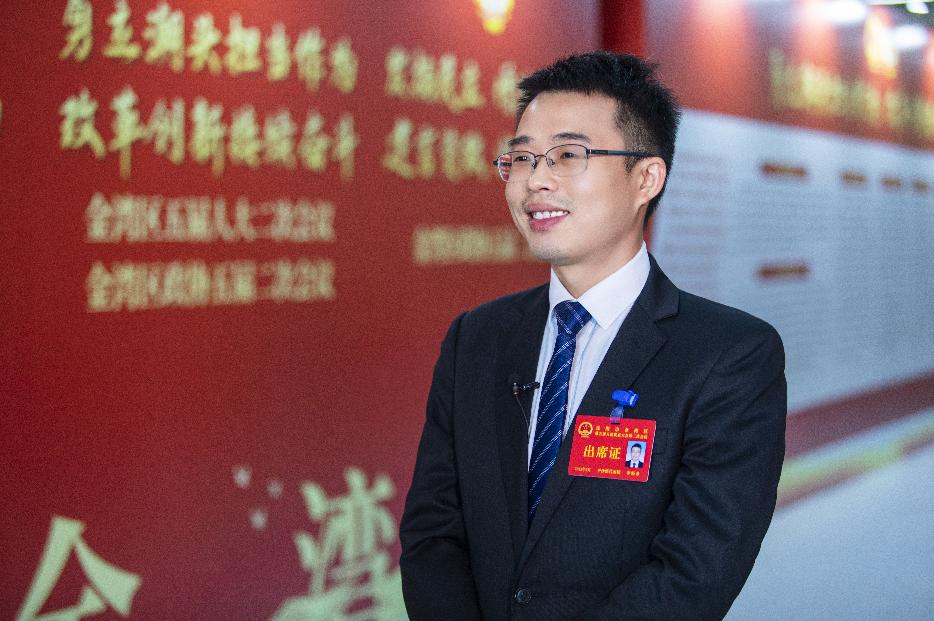 当好排头兵争当实干家发言稿,当好排头兵讨论主题内容