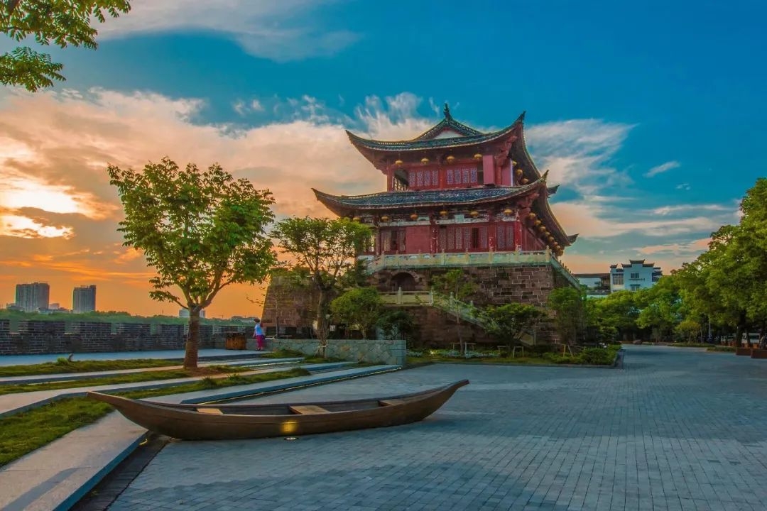 近乡情怯，归来仍是少年！