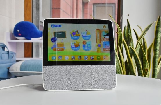 小度老年智能屏x8,智能屏x8升级版让家充满科技感