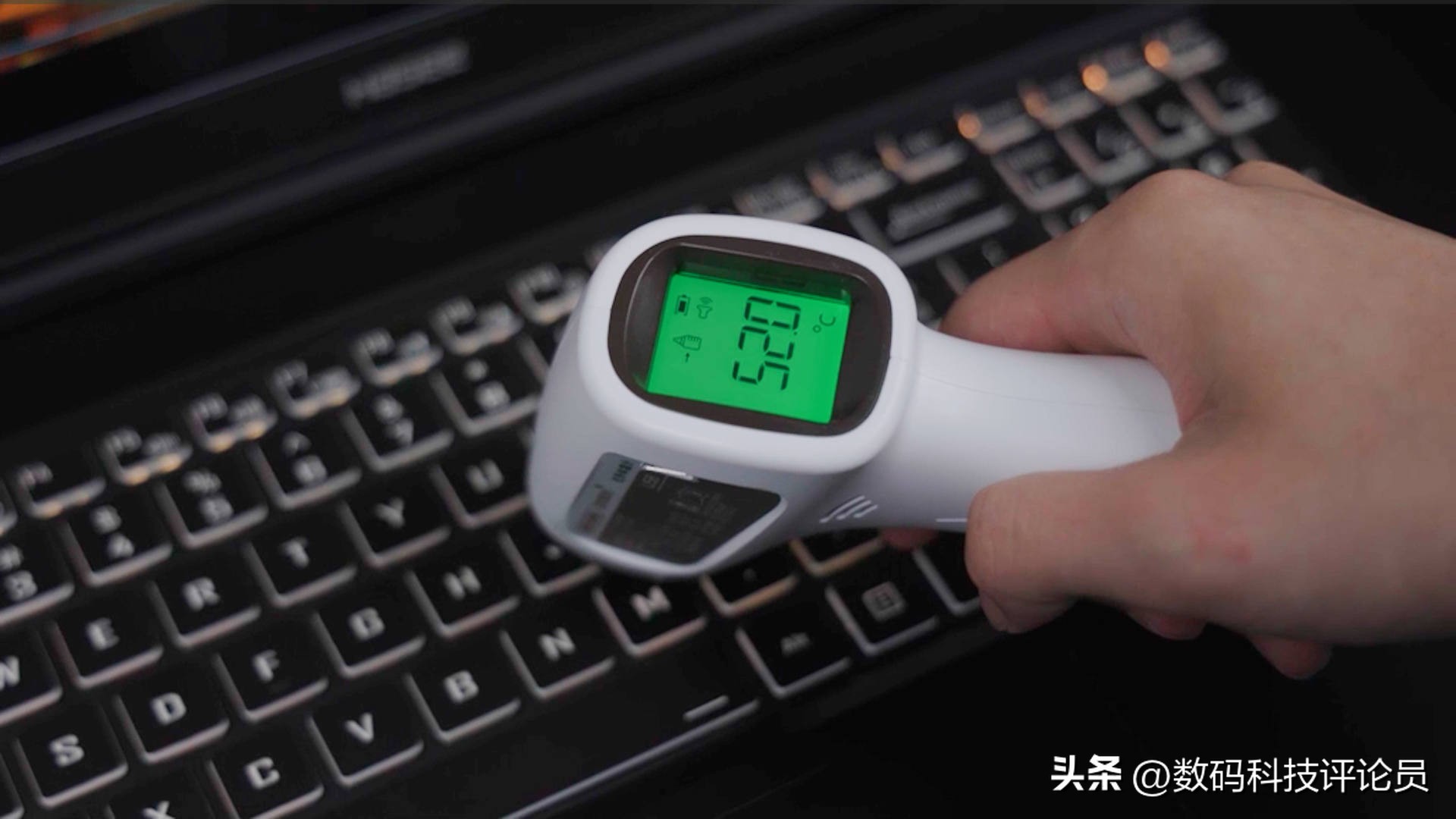 神舟笔记本战神系列测评,神舟战神g10da9nt游戏测评