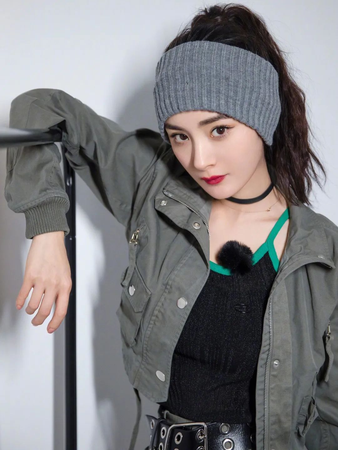 为什么穿5万元的杨幂同款,杨幂同款非得杨幂穿过吗