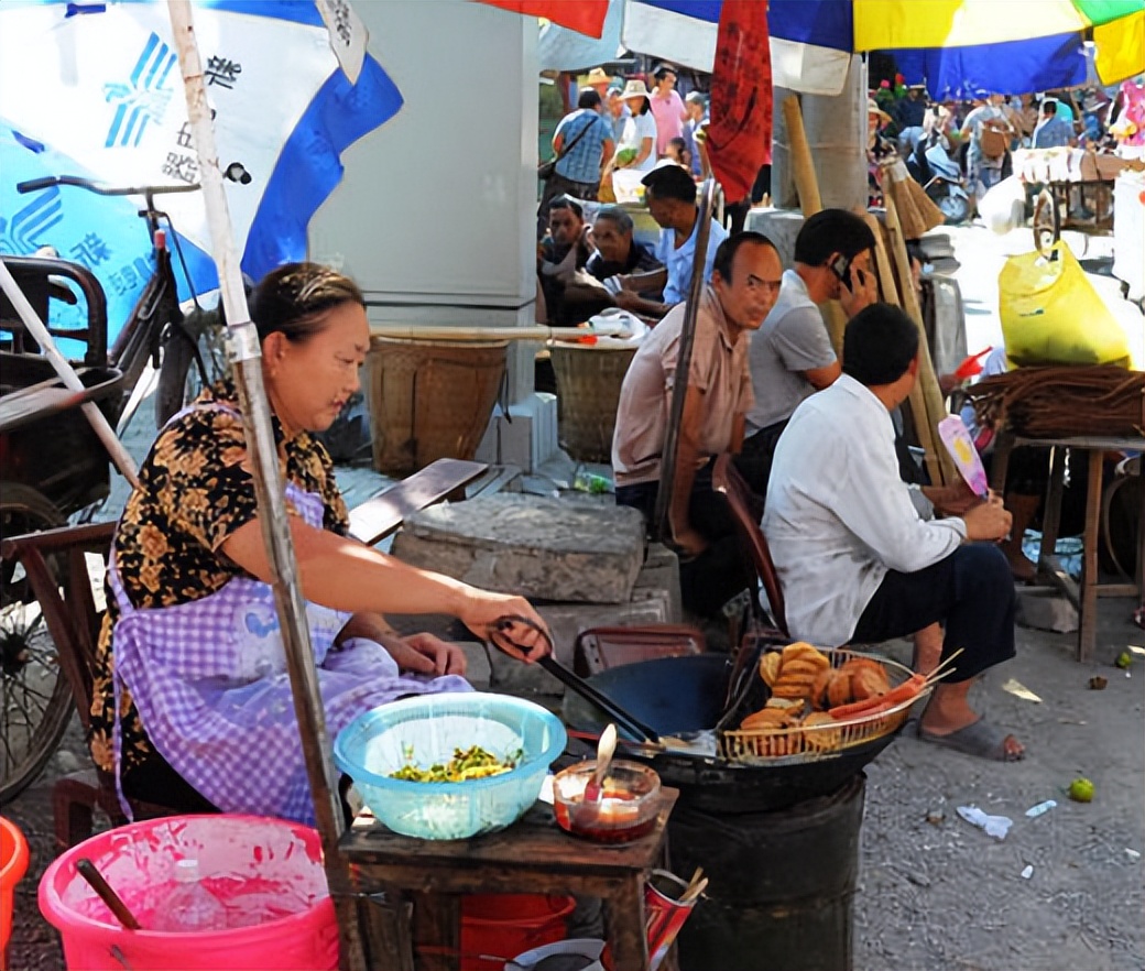 东北农村1000多米的大集,东北农村大集有什么好玩的