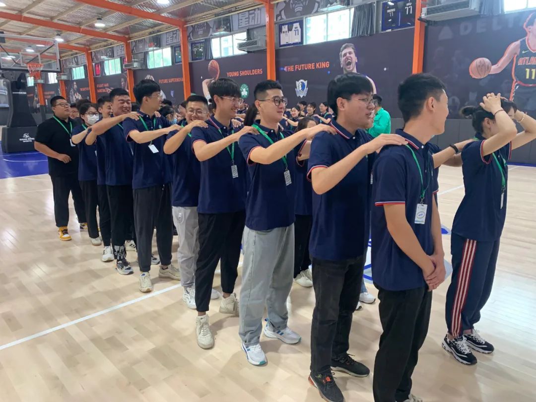 扬帆中慧梦想启航：亚太中慧集团2022届新员工入职培训圆满结束