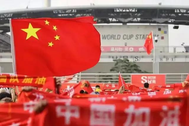 这才是青训该有的样子,以前的青训现在的青训