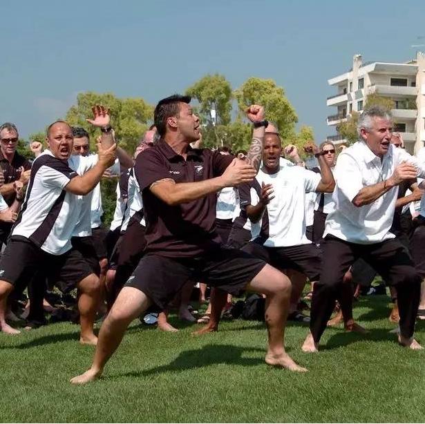 新西兰物价低工资高正常吗,新西兰物价高一年花费