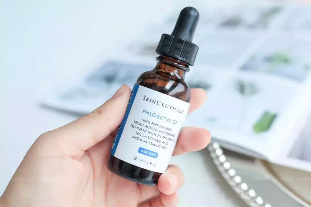 保湿抗皱美白精华好评,最好的美白保湿精华液