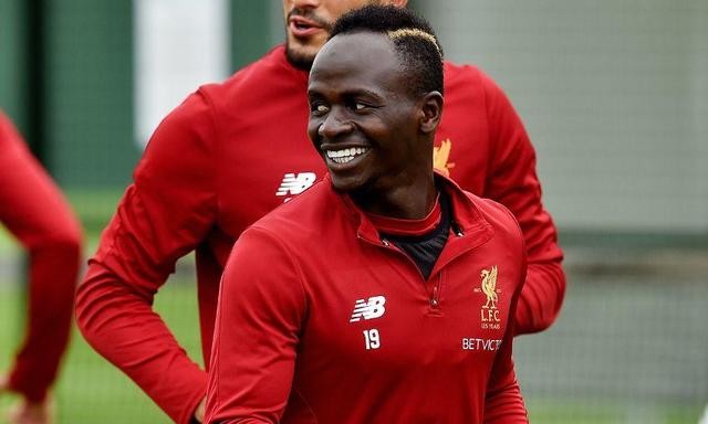 马内再次获得非洲先生！不甘心当萨拉赫“副手”，马内成拜仁核心