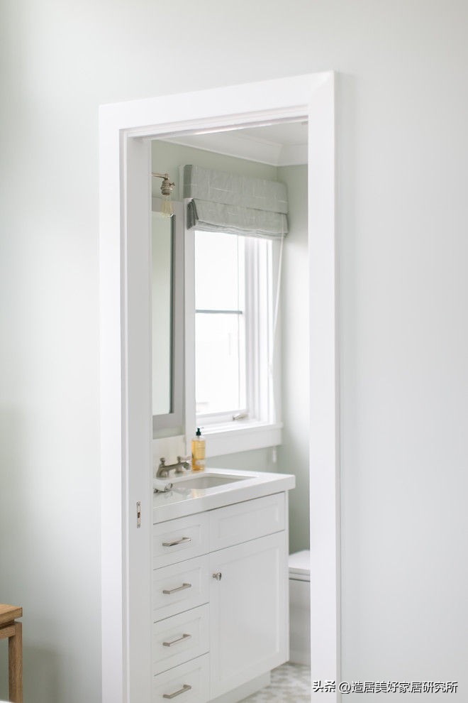 卫生间门正对床最新最佳解决方法,卫生间门正对床怎样装修