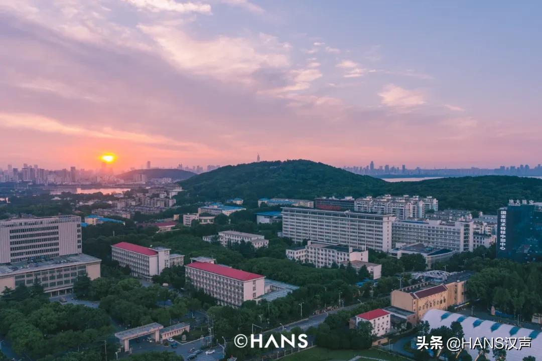 武汉校友捐款亿元榜,武汉大学校友单笔捐赠十个亿