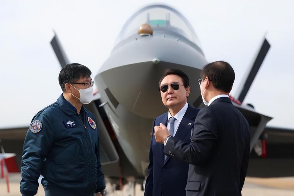 千辆坦克千里机动,千辆坦克冲锋乌克兰