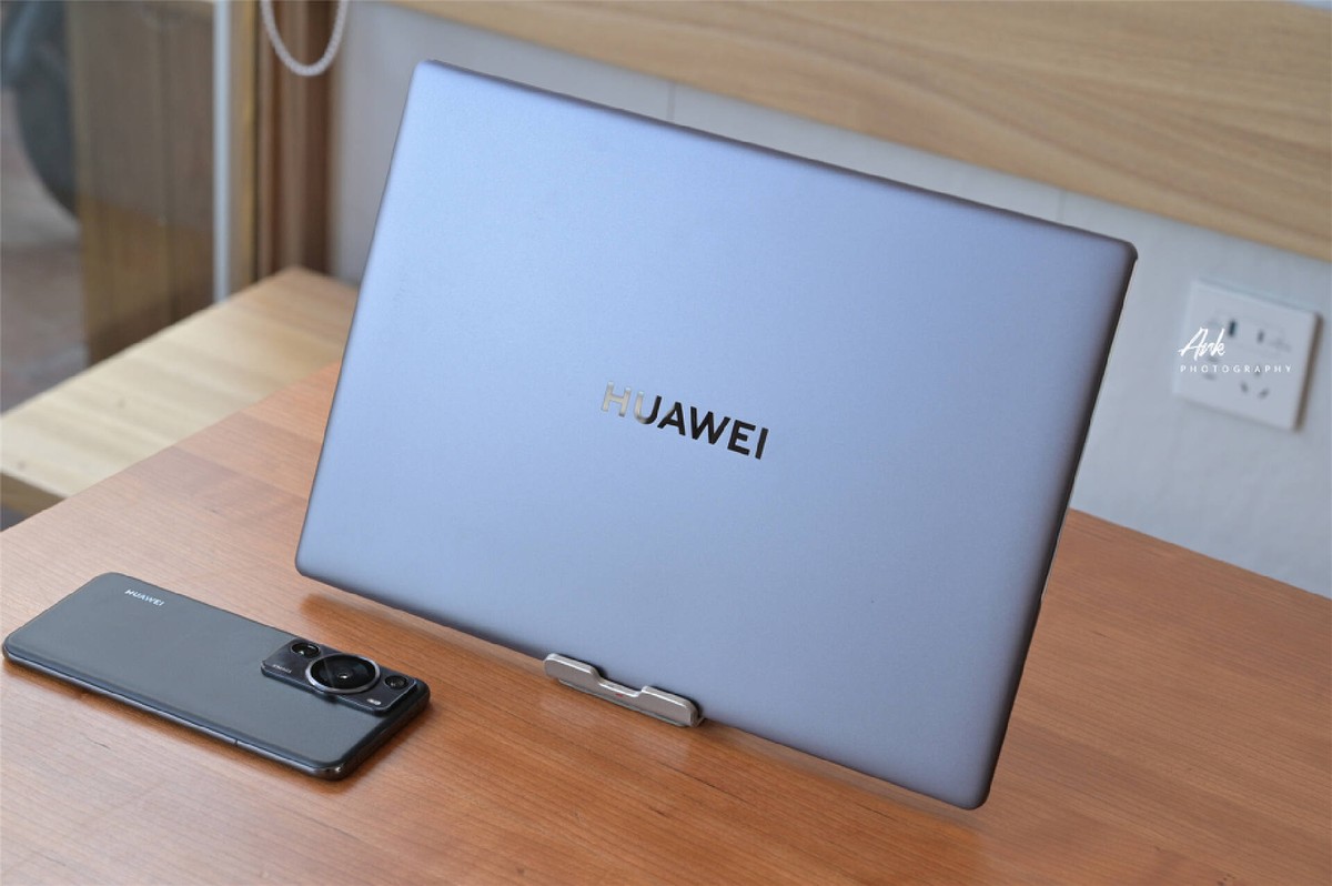 华为matebookxpro2024深度测评,华为超薄笔记本matebookxpro拆机