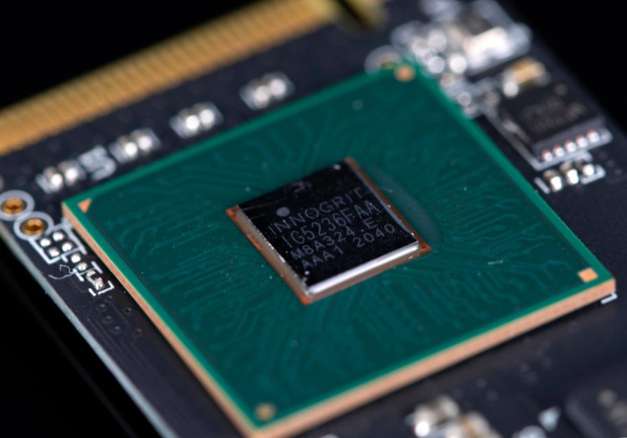 12代游戏本17寸,威刚xpg翼龙s70se4.01tb