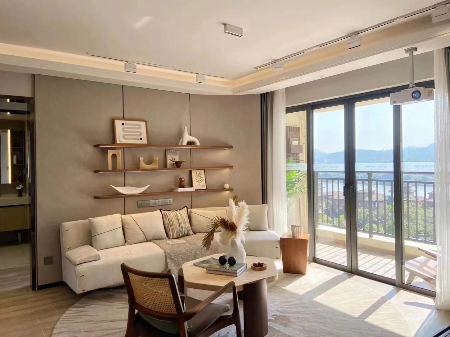 佛山美的鹭湖精装别墅160平双拼,佛山美的鹭湖精装