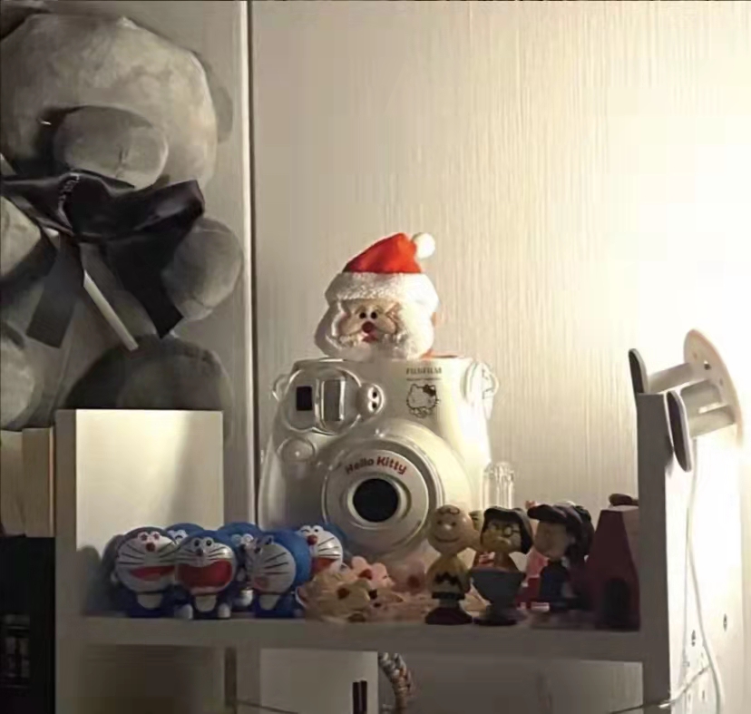 生日拍了拍我的脑袋说要快乐文案,祝自己生日发圈的高情商短句文案