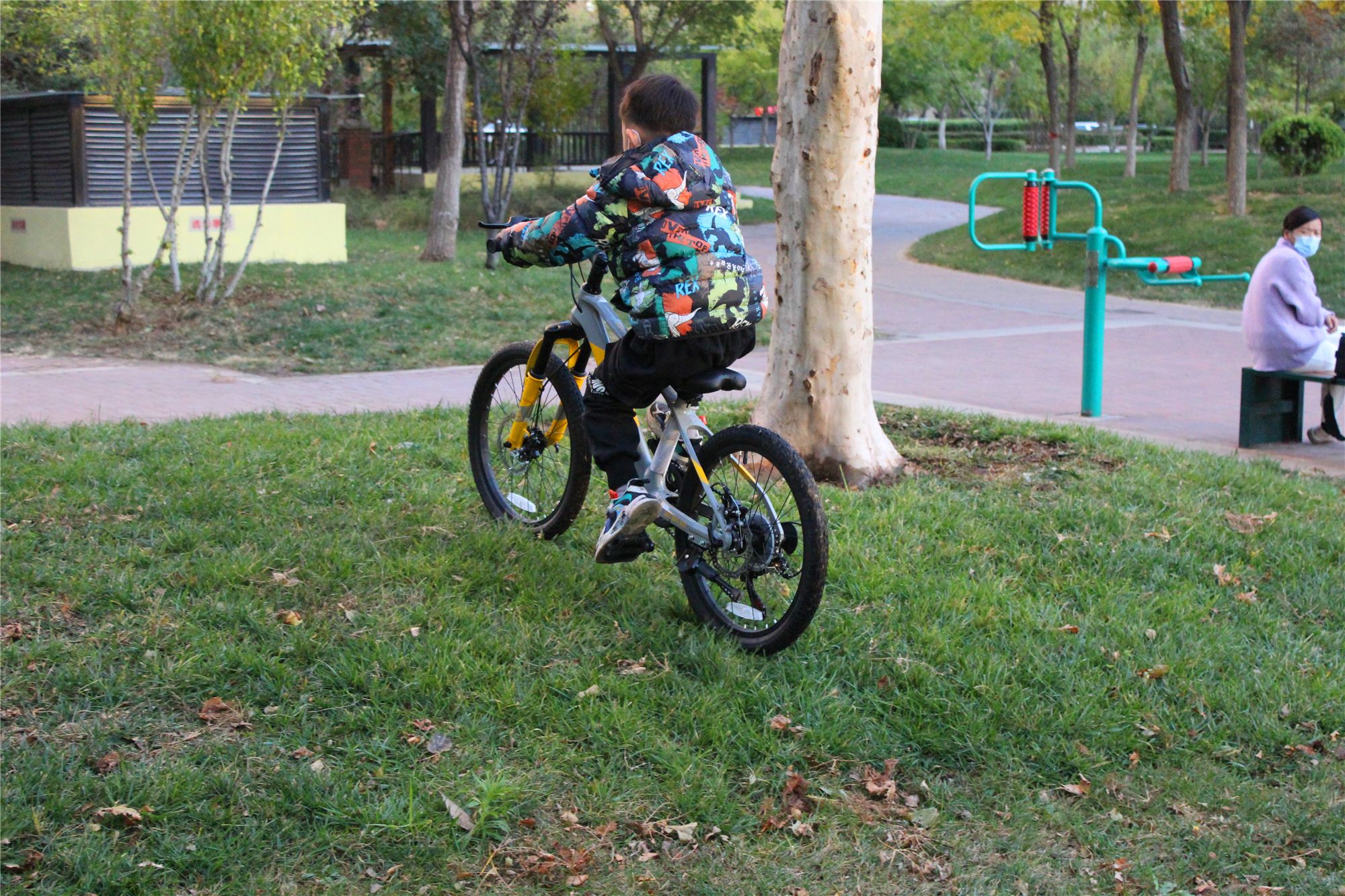 柒小佰20英寸青少年山地车,柒小佰自行车质量怎么样