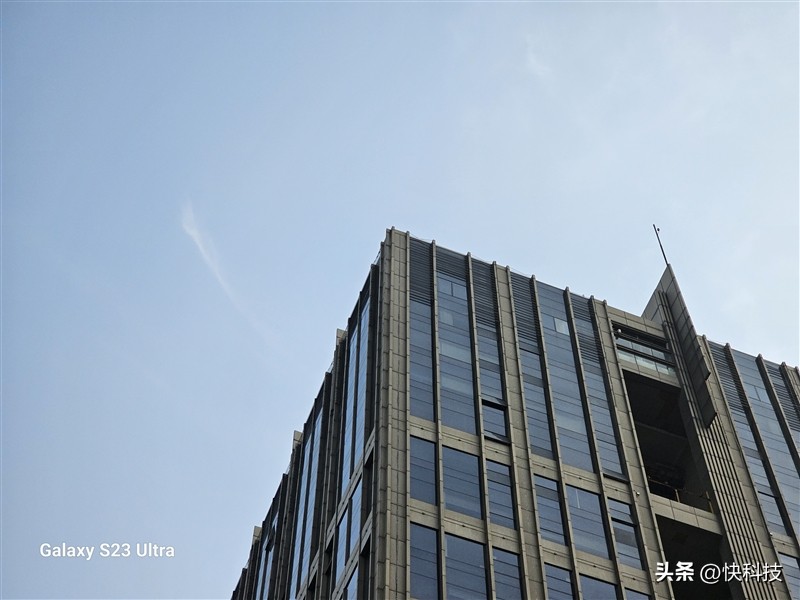 三星galaxys23ultra超大屏,三星galaxys23ultra打游戏分屏