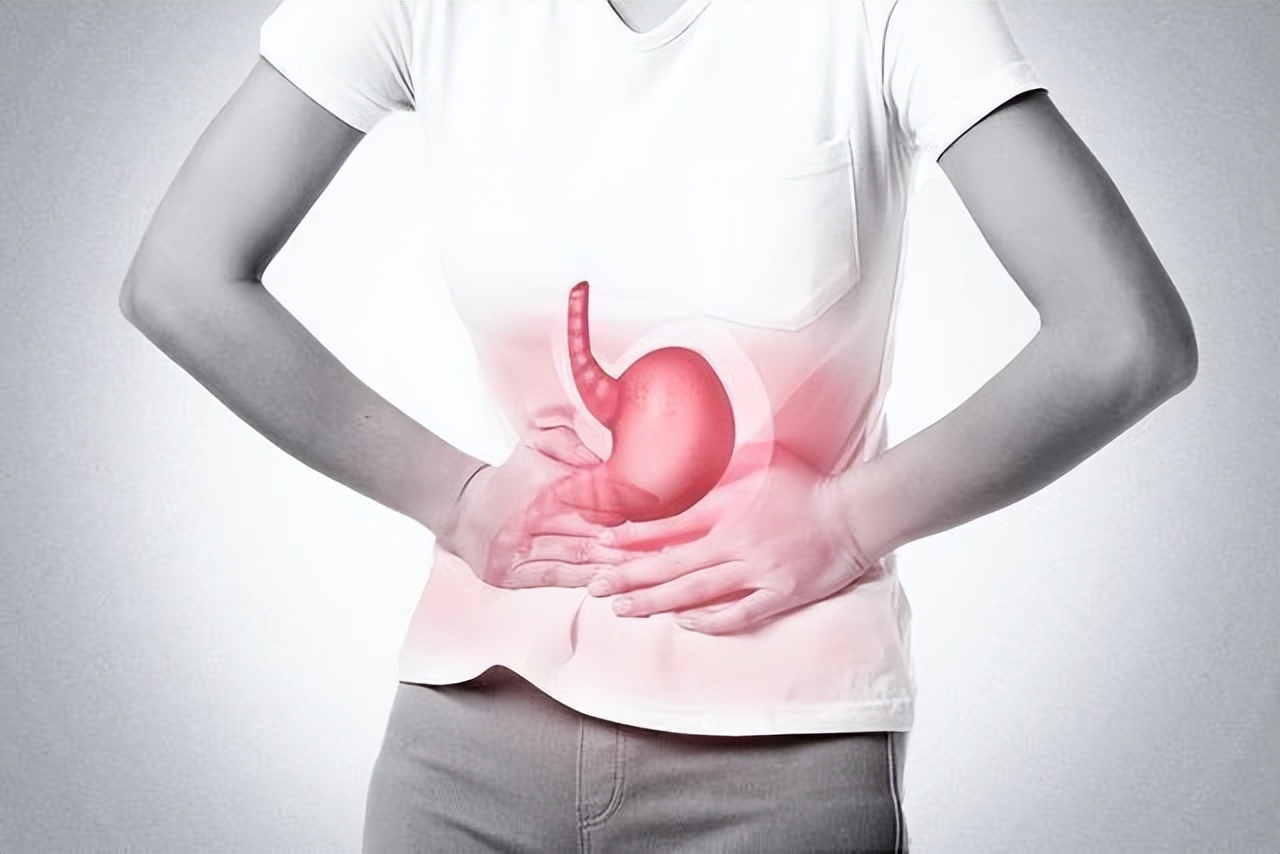 医生肠胃不好尽量少吃四类食物,胃粘膜不好的人适合吃什么水果