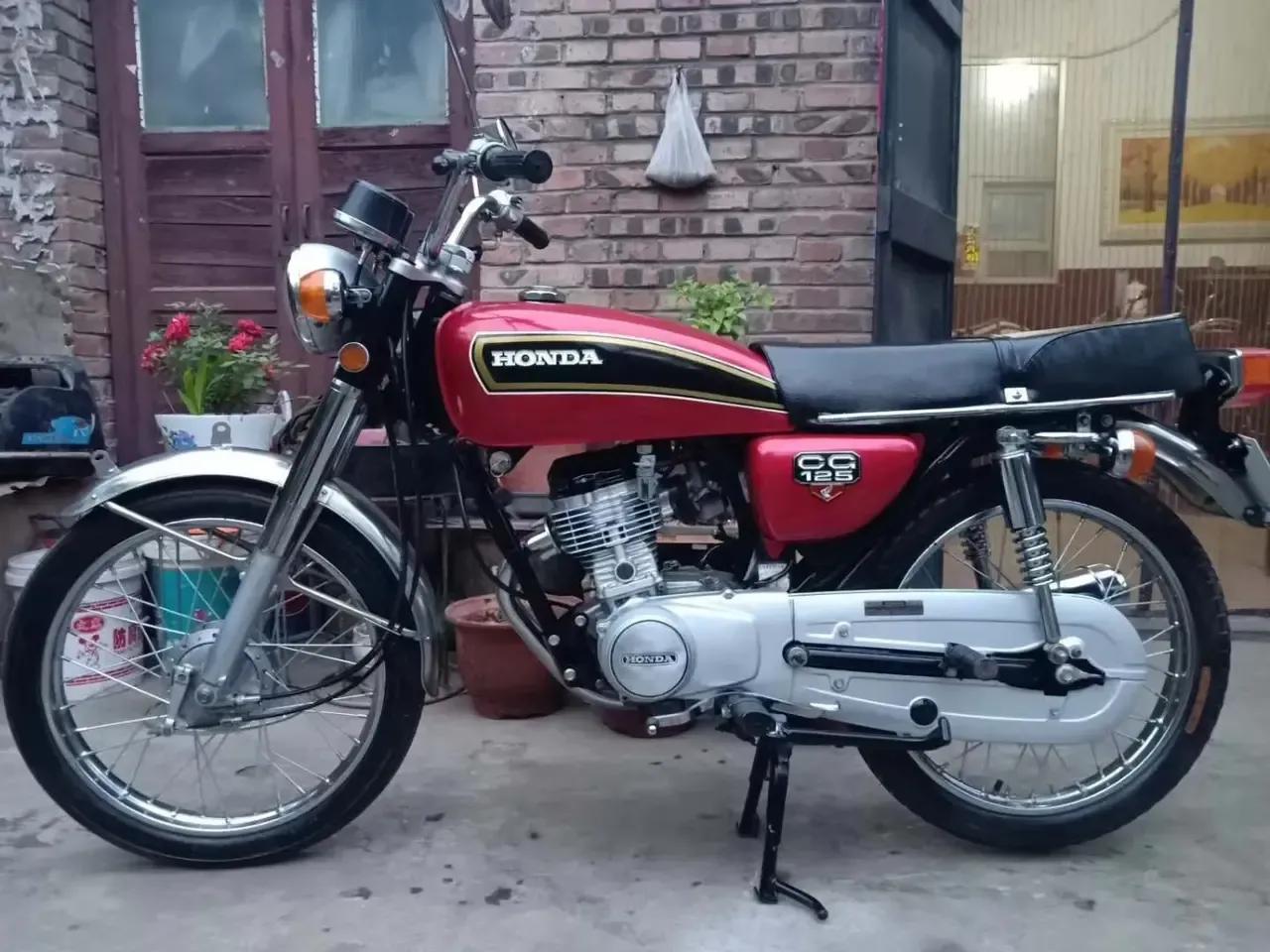 90年代最经典摩托车,80年代90年代出名的复古摩托车