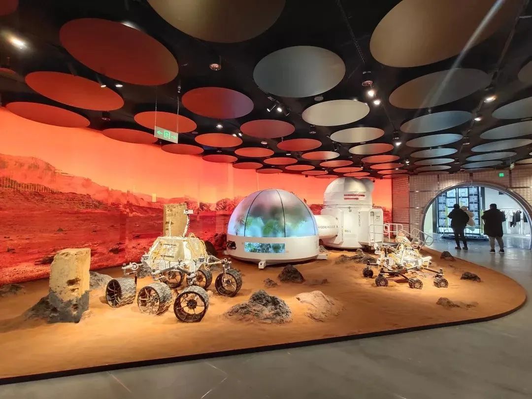 局破中破局,购物中心新零售突围