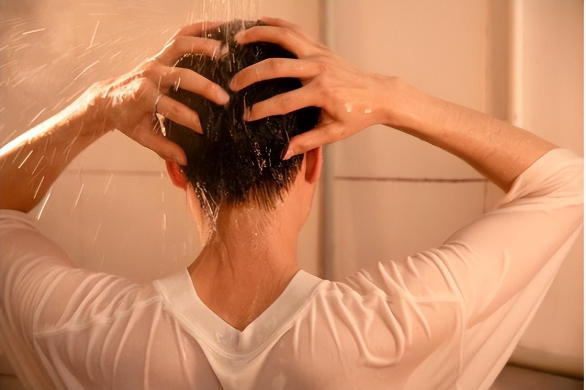 夫妻生活结束后，男人用纸擦一下就OK了？男人“事后”须注意什么