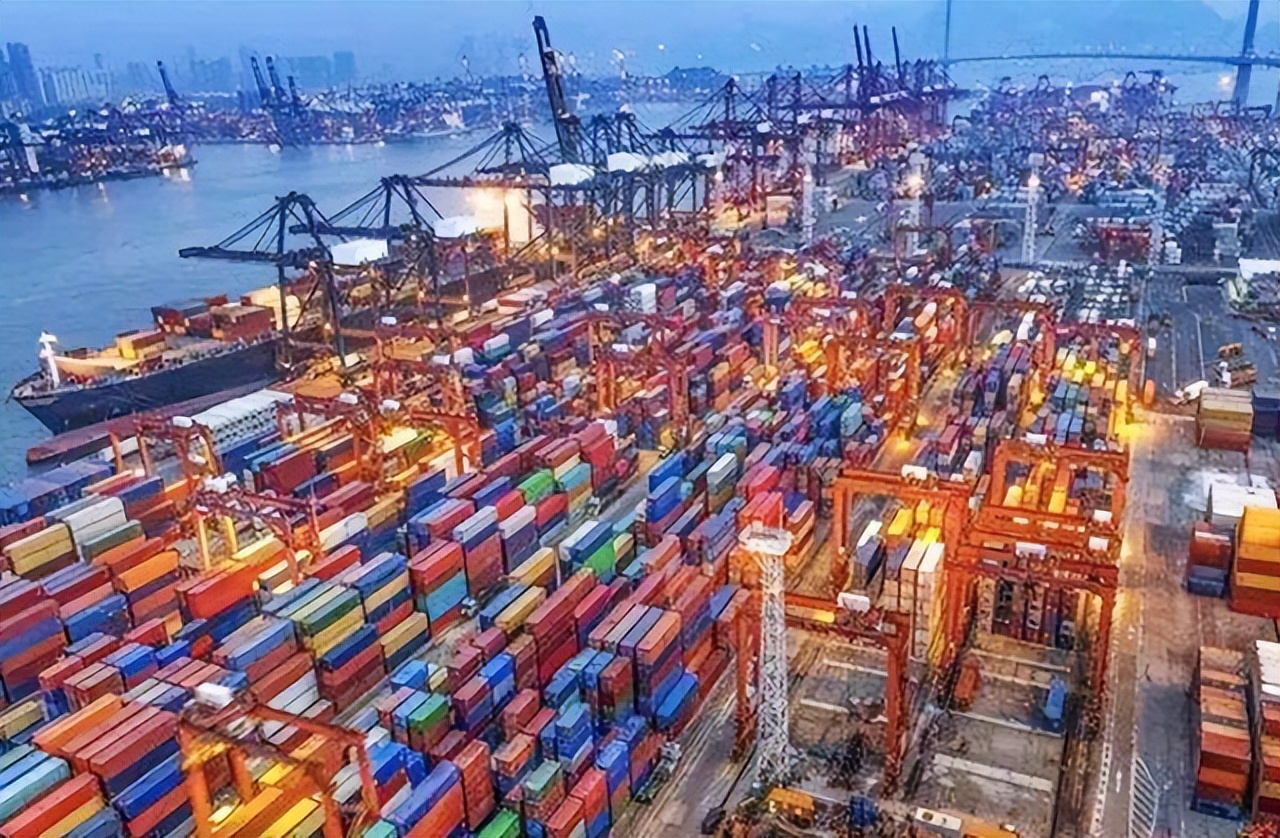 西方高科技禁运卡住了俄军，却卡不住中国，原因不是简单一两条