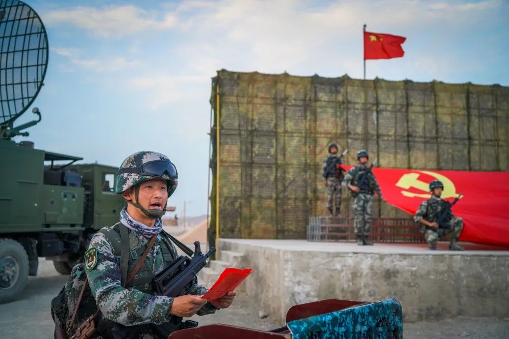 第71集团军：祝福伟大的*党**，跑出新时代奋斗强军的加速度