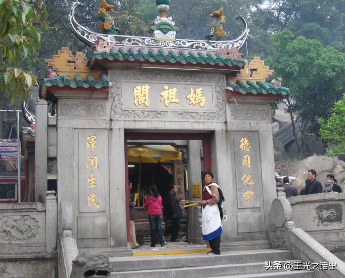 李嘉欣是汉族还是葡萄牙人,李嘉欣为什么是葡萄牙国籍