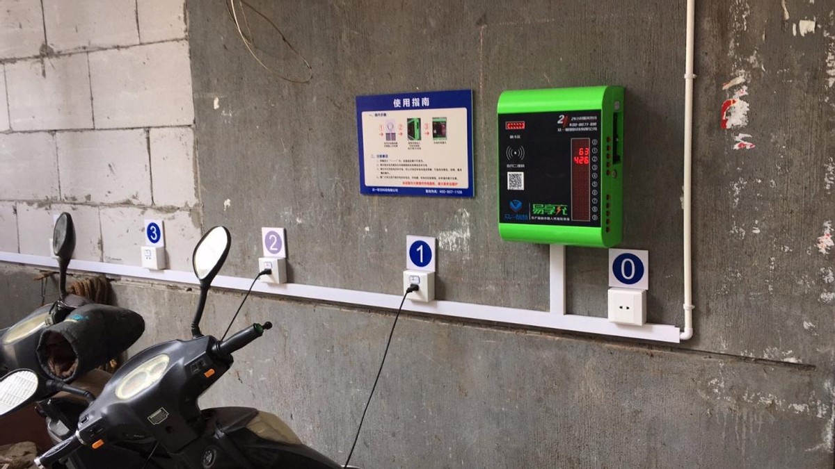 电动车直流充电伤电池吗,三轮电动车怎么充电不伤电池