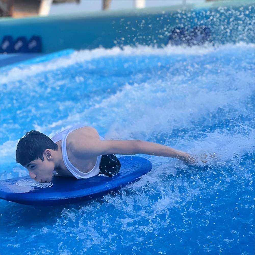 世界杯开幕式无腿少年,世界杯开幕式上的特殊少年