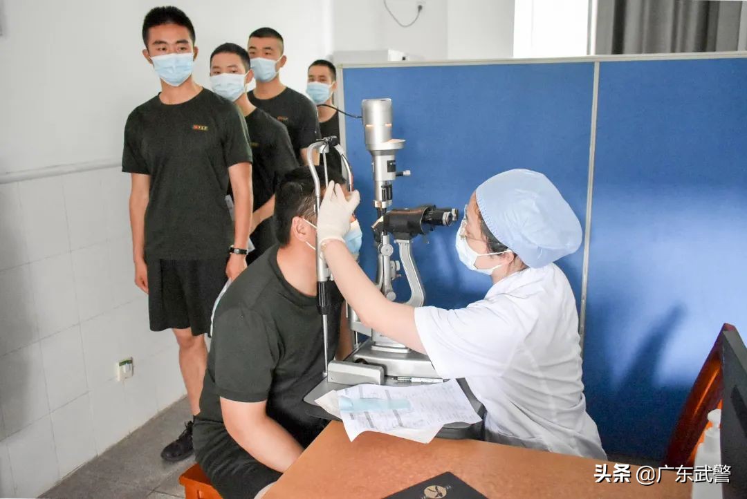 为官兵健康保驾护航,一线医护人员保驾护航