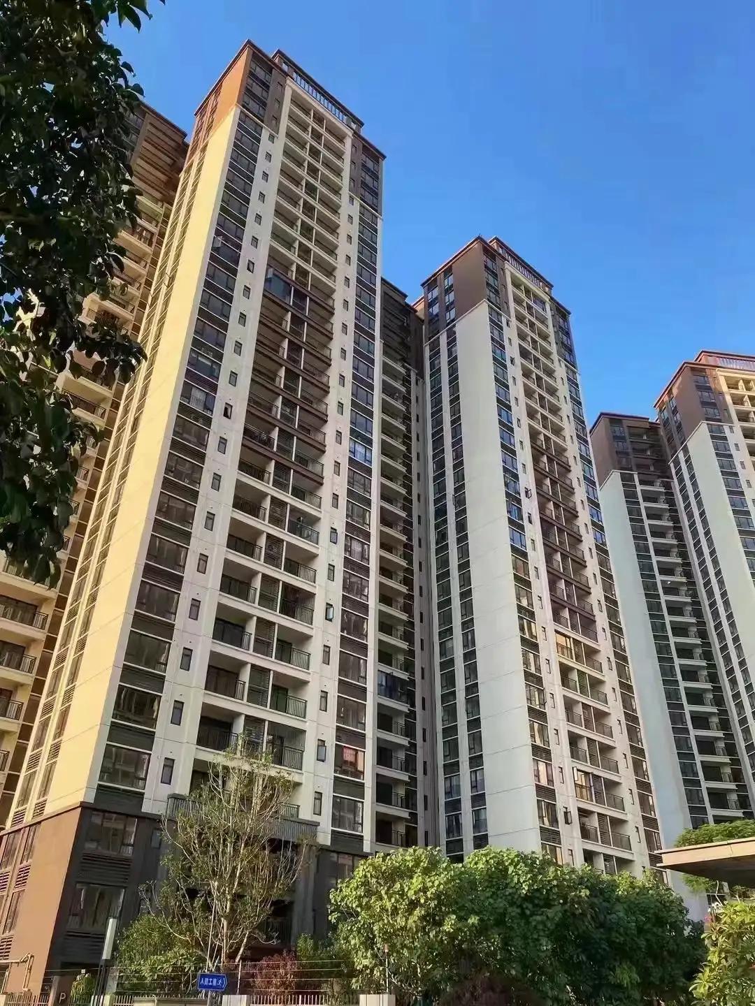 美的鹭湖别墅区500万,佛山美的鹭湖200万内别墅出售