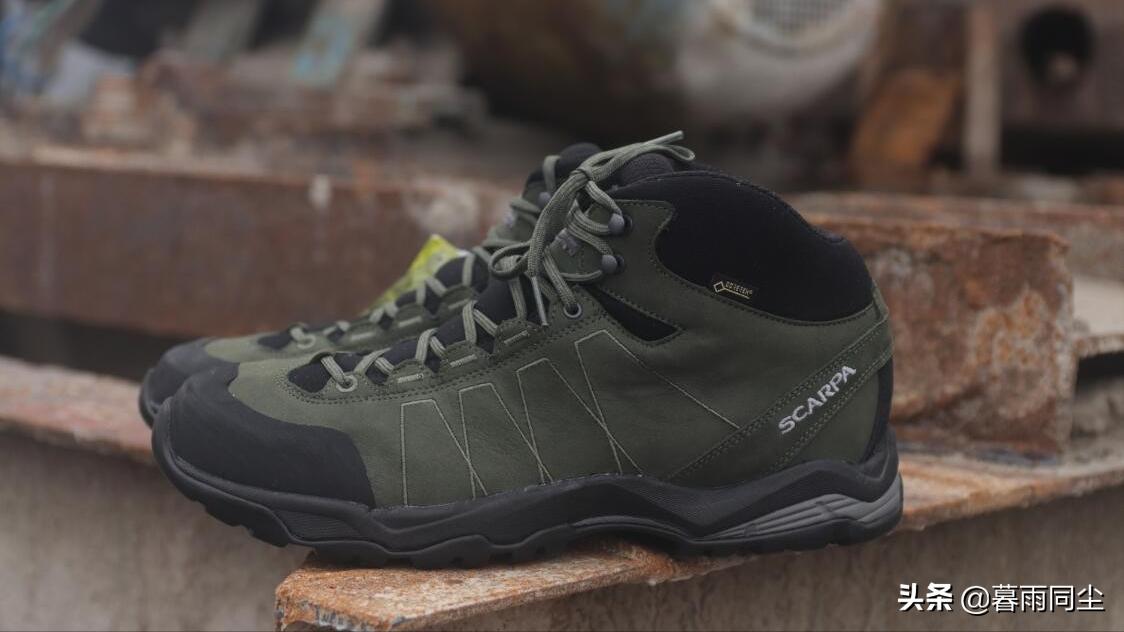 徒步鞋哪种鞋最舒服,徒步鞋的选择与穿戴建议