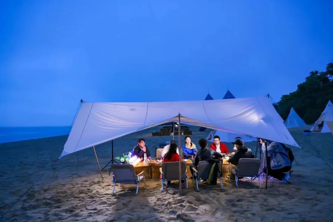 来有海风的地方！下午茶免费→