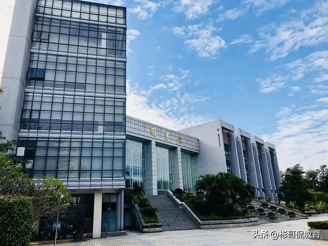 广东警官学院公安专业什么样,广东警官学院公安专业选科要求