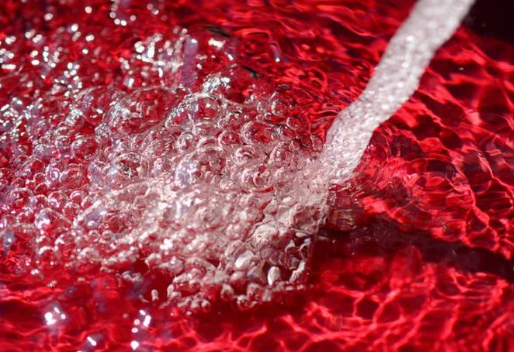 雨生红球藻是什么植物,什么是雨生红球藻提取物