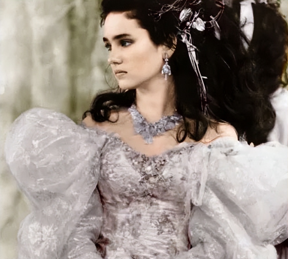 詹妮弗康纳利惊艳个人照,好莱坞公认第一美女詹妮弗康纳利